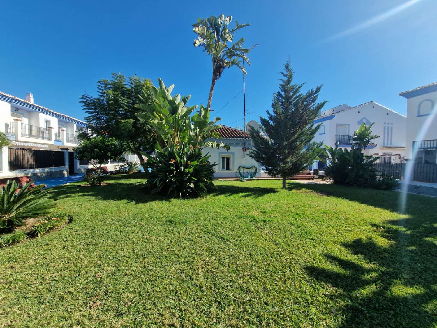 Villa jumelée extraordinaire à vendre à Mezquitilla