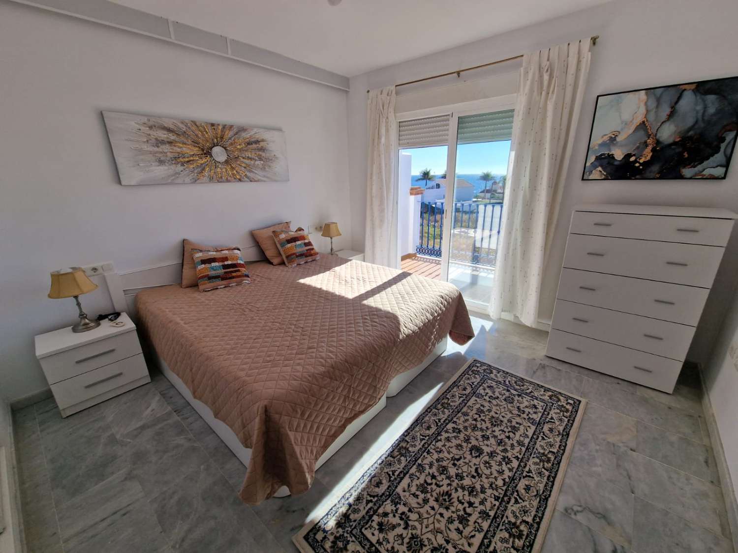 Villa jumelée extraordinaire à vendre à Mezquitilla