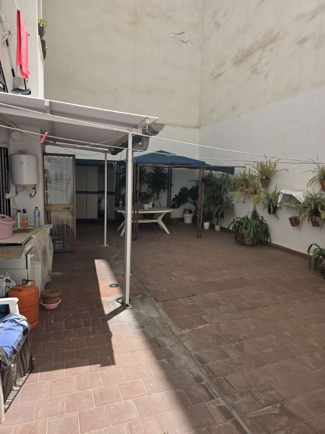 Stor lejlighed til salg, Vélez - Málaga.