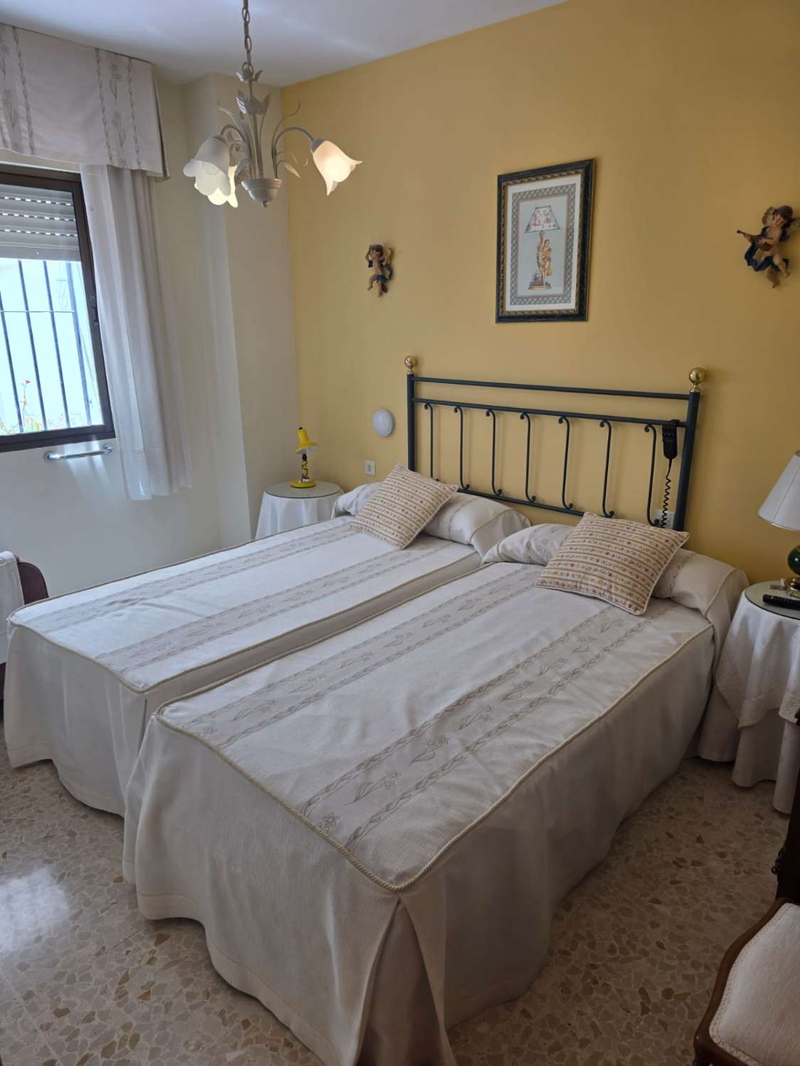 Stor lejlighed til salg, Vélez - Málaga.