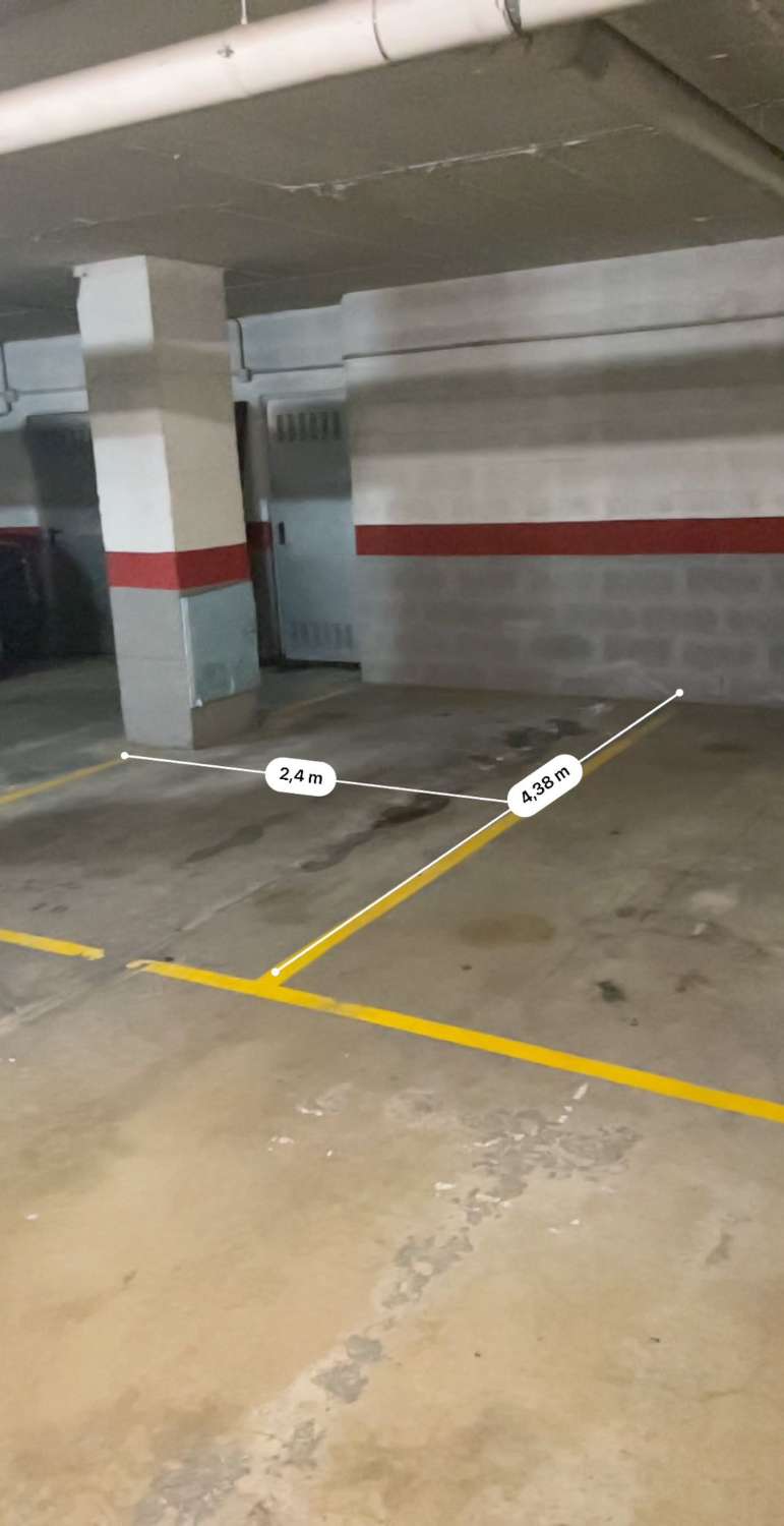 God garage til salg i Vélez-Málaga