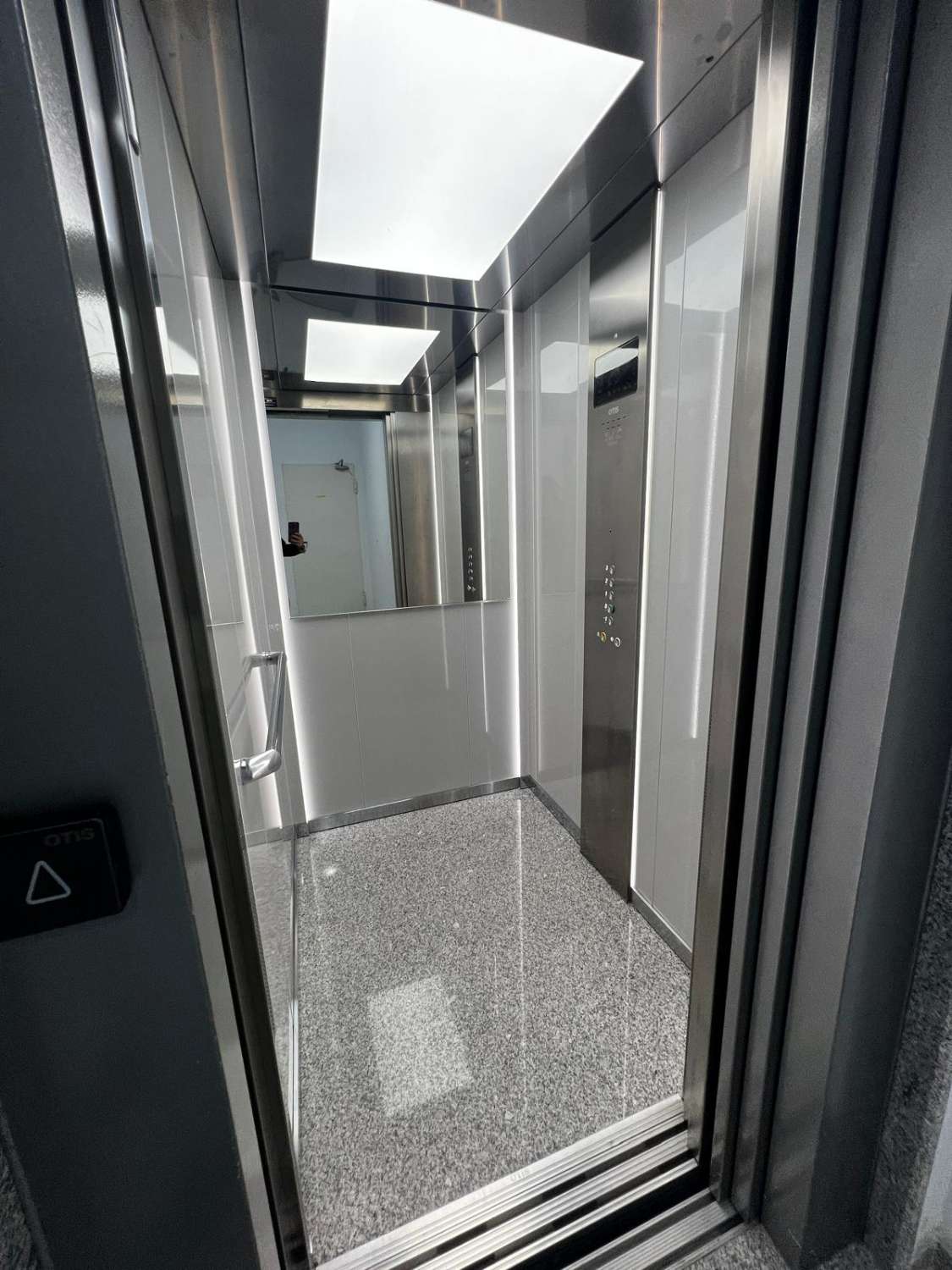 Utmärkt lägenhet till salu vid stranden, Valle Niza