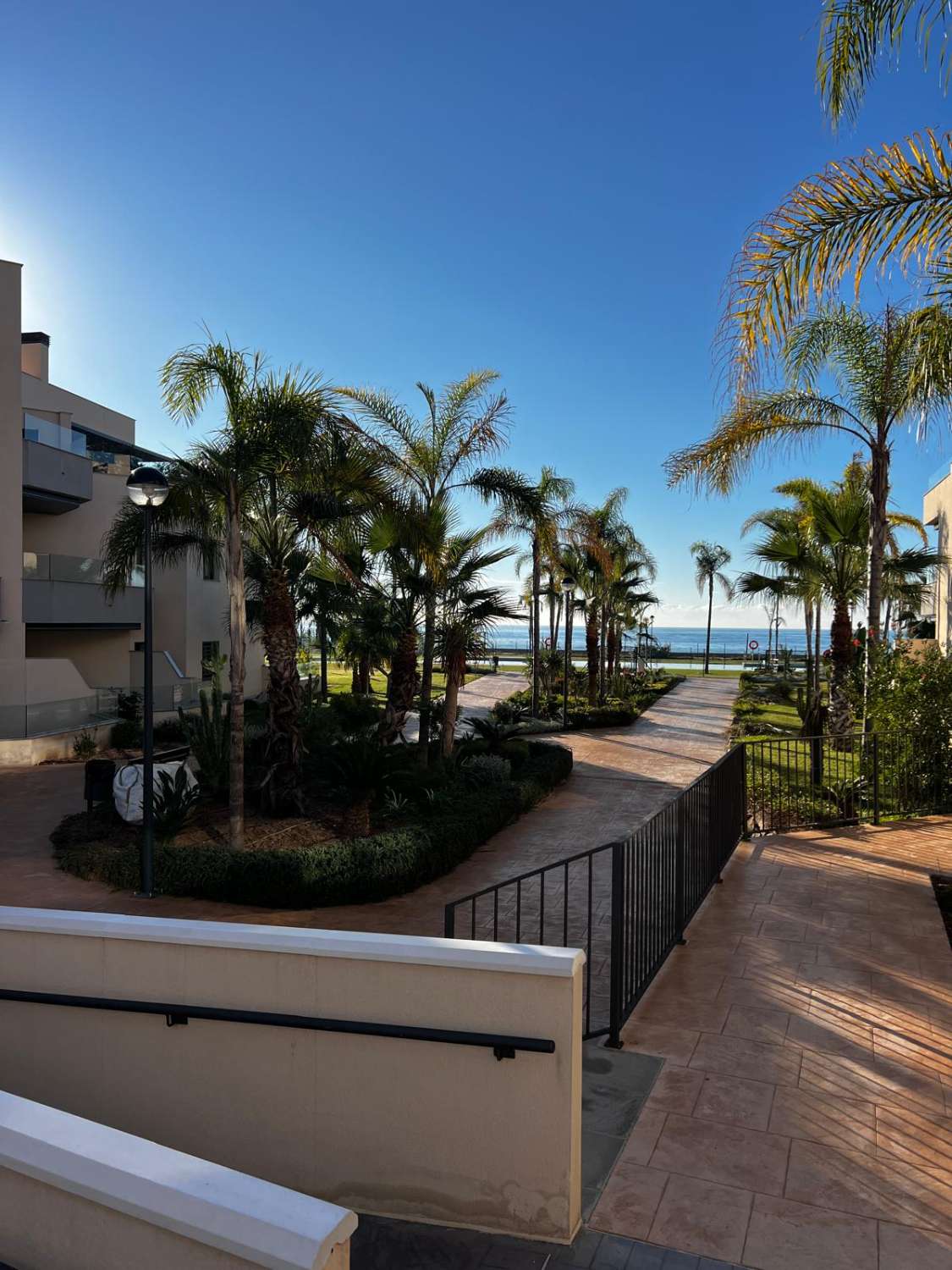 Utmärkt lägenhet till salu vid stranden, Valle Niza