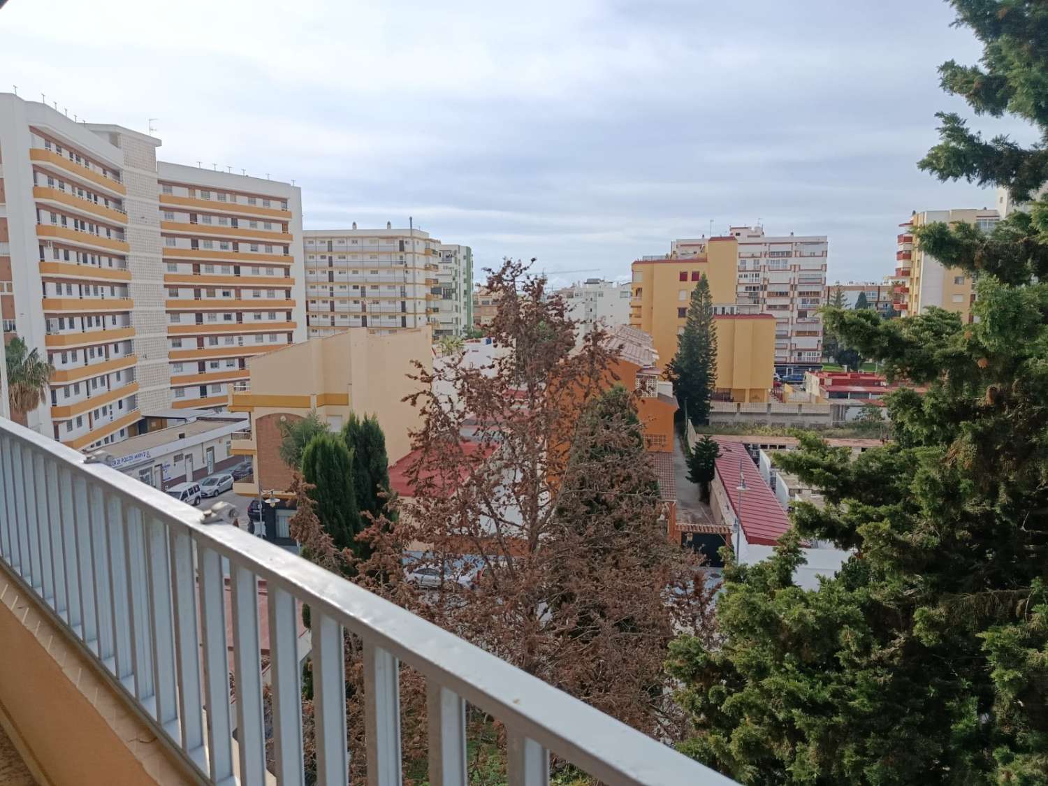 Estupendo piso a la venta con fabulosas vistas en Torre del Mar