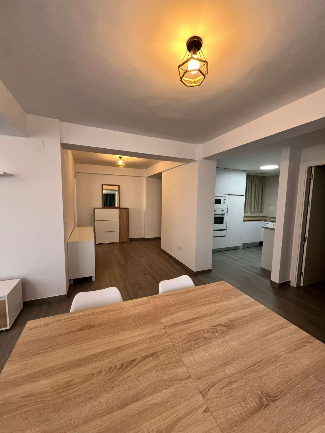 Rummelig lejlighed til leje i Torre del Mar, langtids