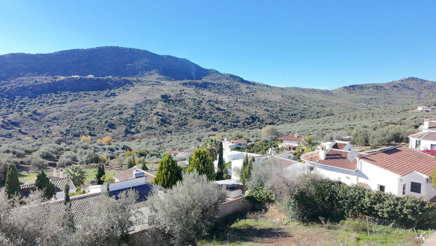 Magnifique terrain à vendre à Periana