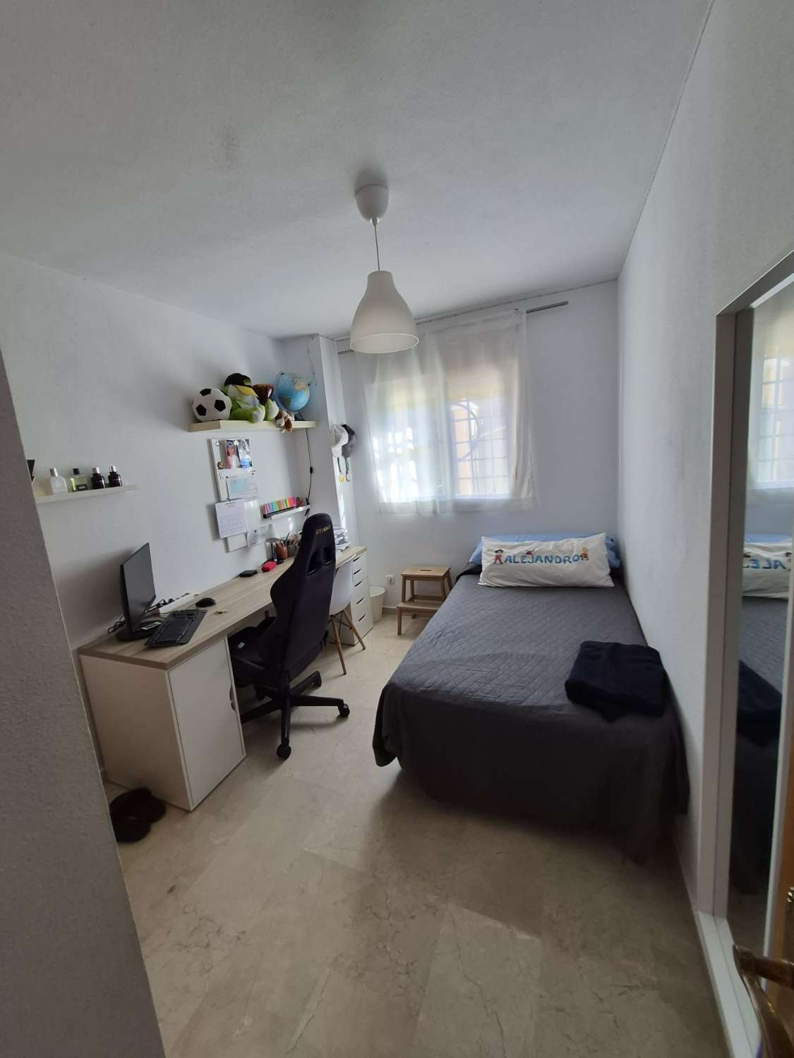 Excellent appartement à vendre à Caleta de Vélez, Baviera Golf