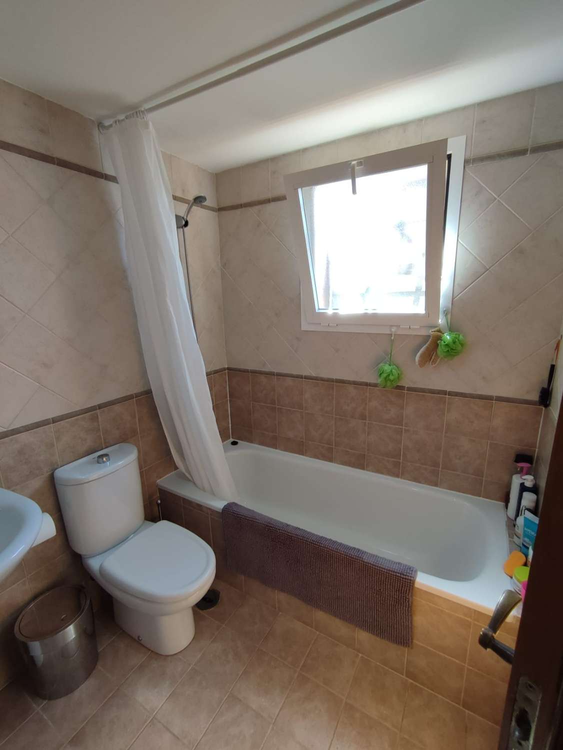 Excellent appartement à vendre à Caleta de Vélez, Baviera Golf