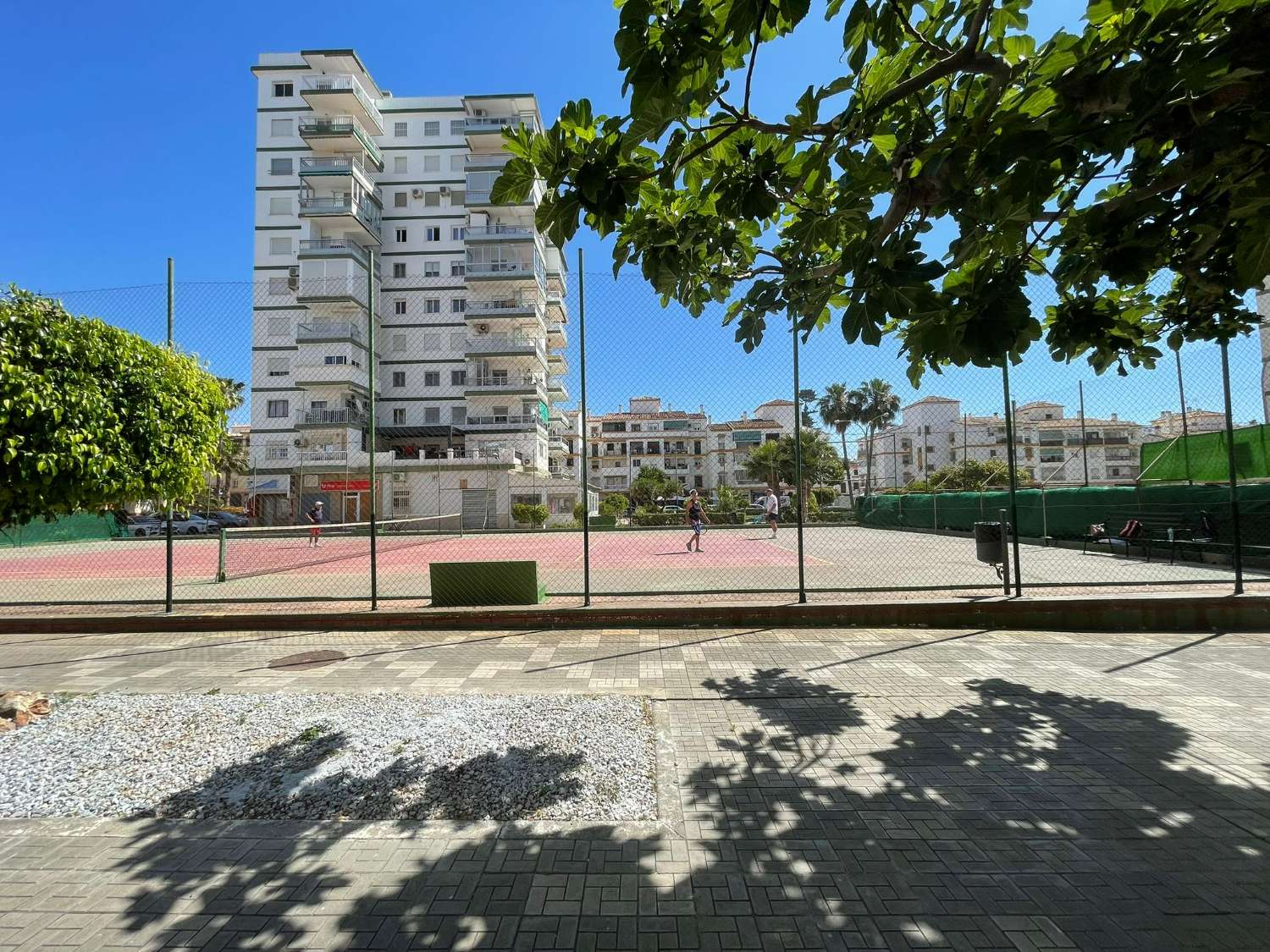 Appartement rénové à vendre au centre de Torre del Mar