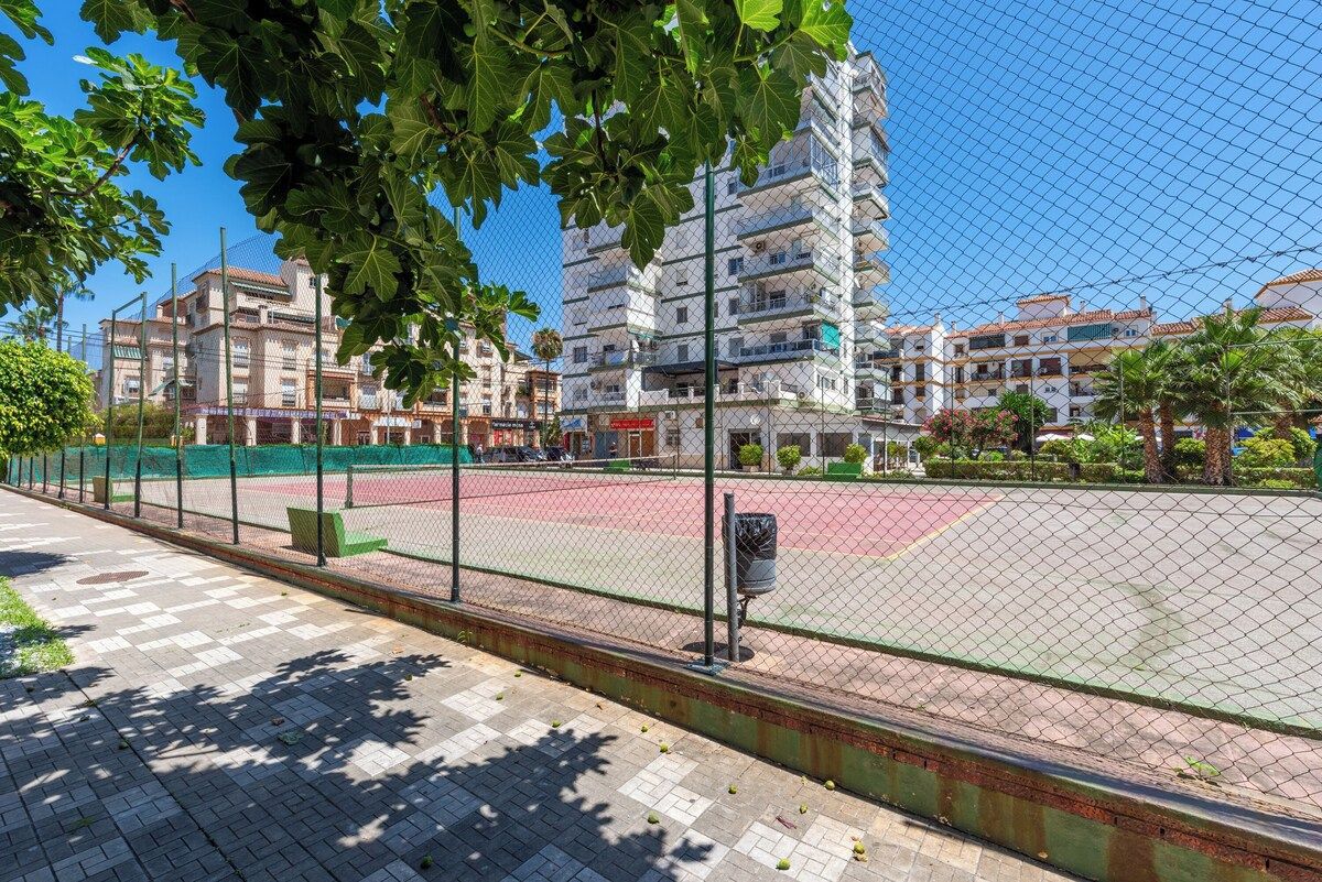 Appartement rénové à vendre au centre de Torre del Mar