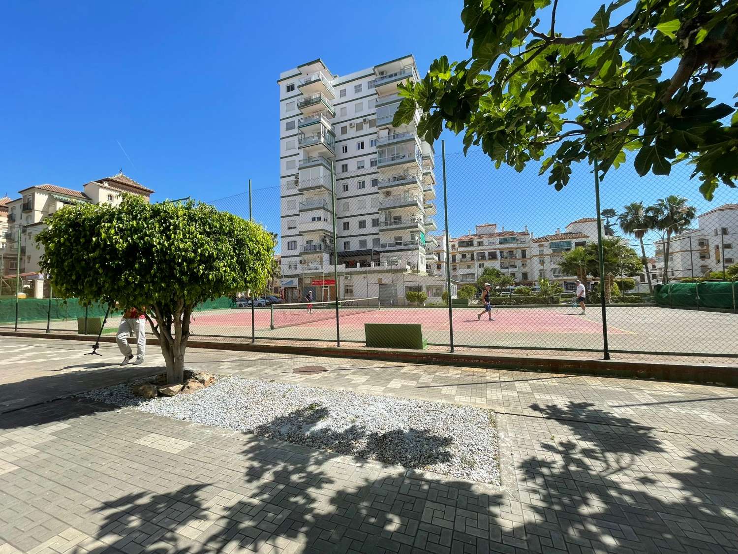 Appartement rénové à vendre au centre de Torre del Mar