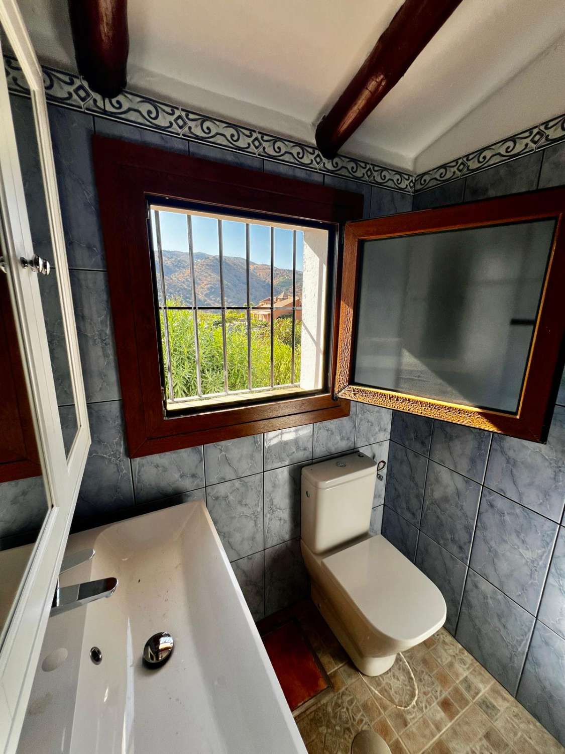 Magnifik villa till salu i La Pequeña Axarquía, Viñuela