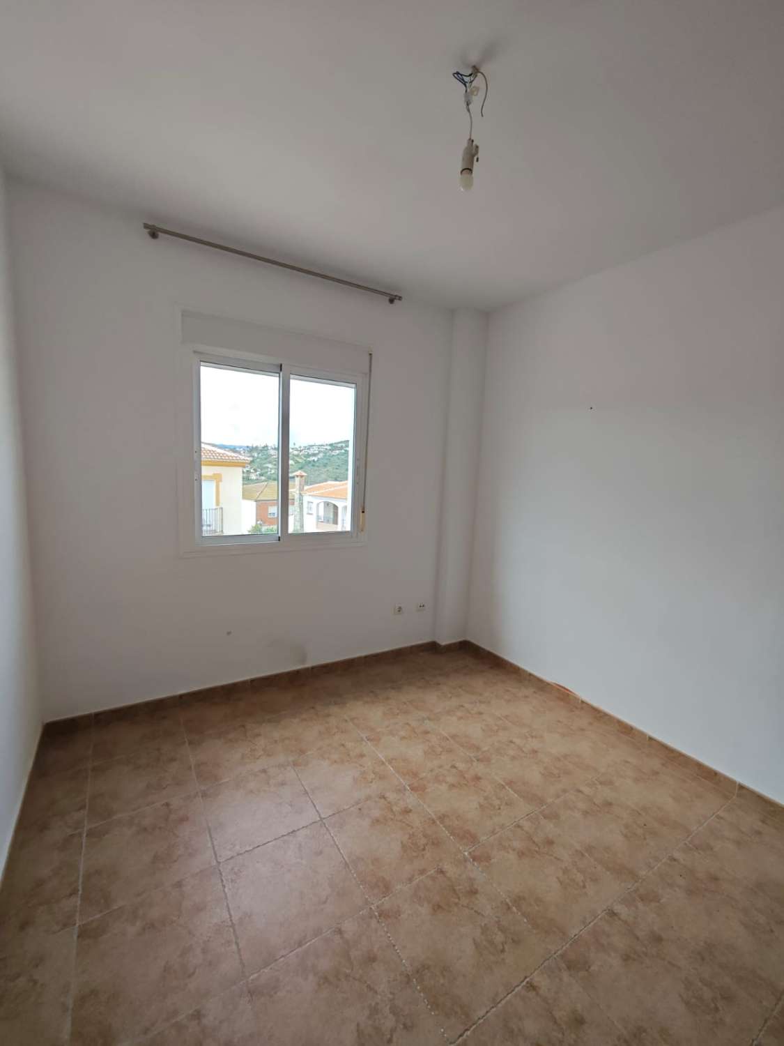 Semi-detached house on the Don Manuel Bridge