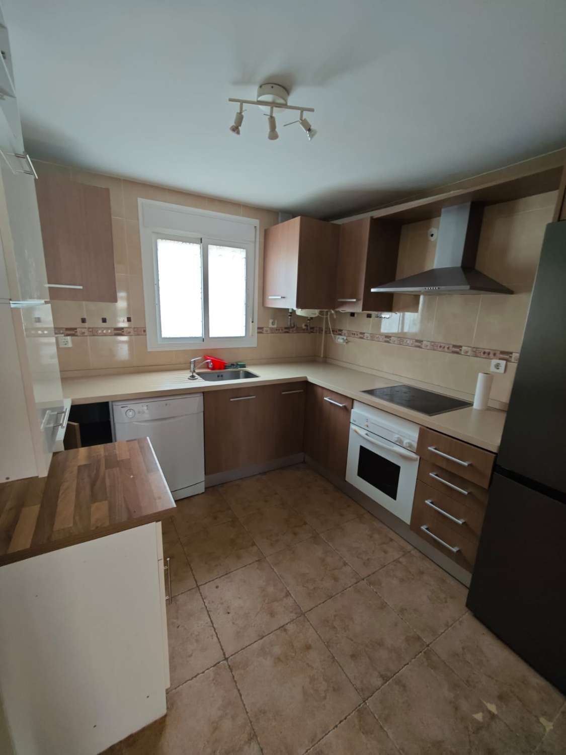 Semi-detached house on the Don Manuel Bridge