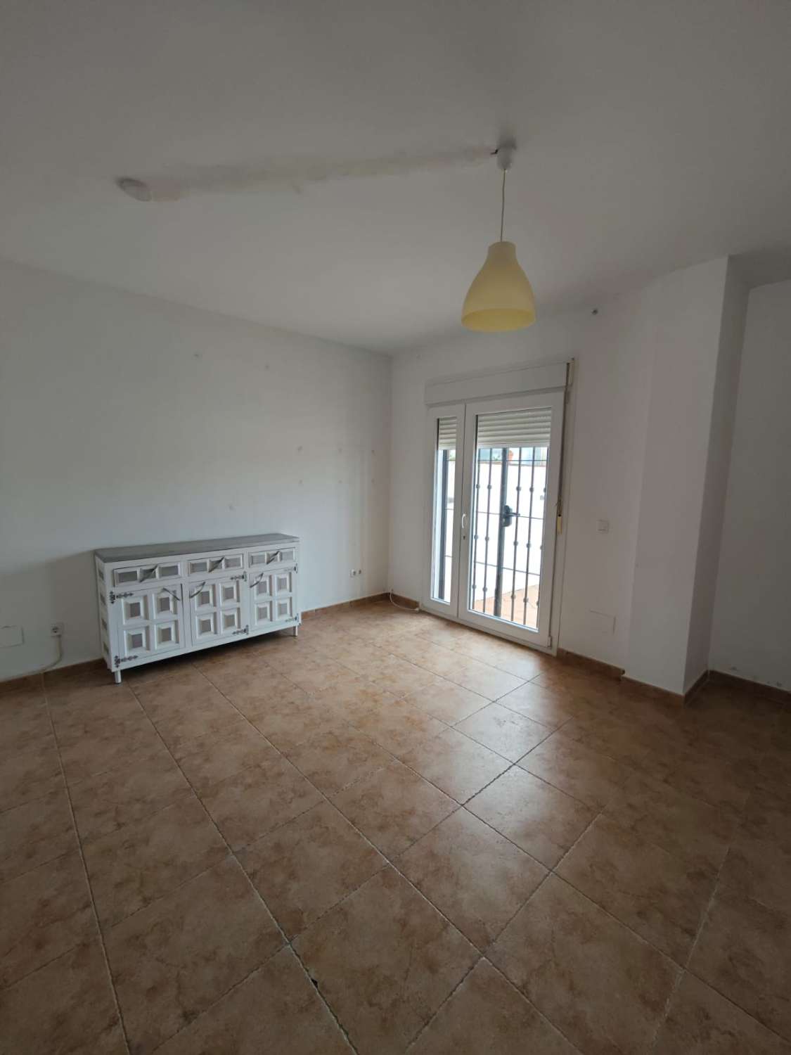 Semi-detached house on the Don Manuel Bridge