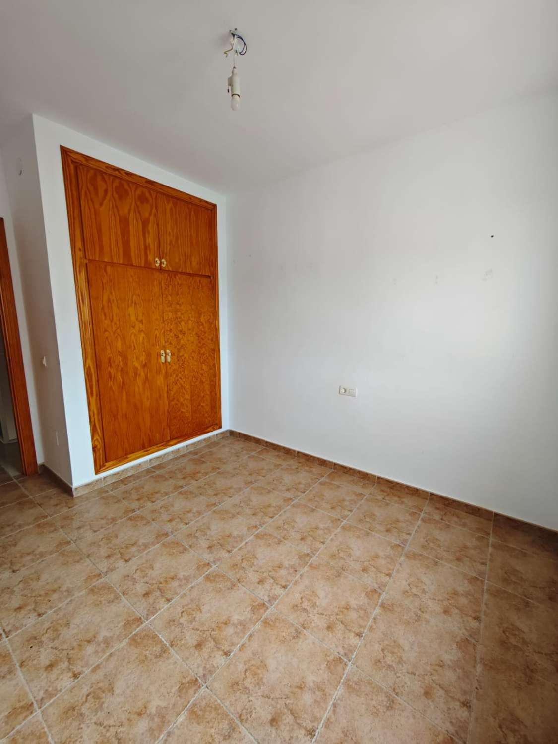 Semi-detached house on the Don Manuel Bridge