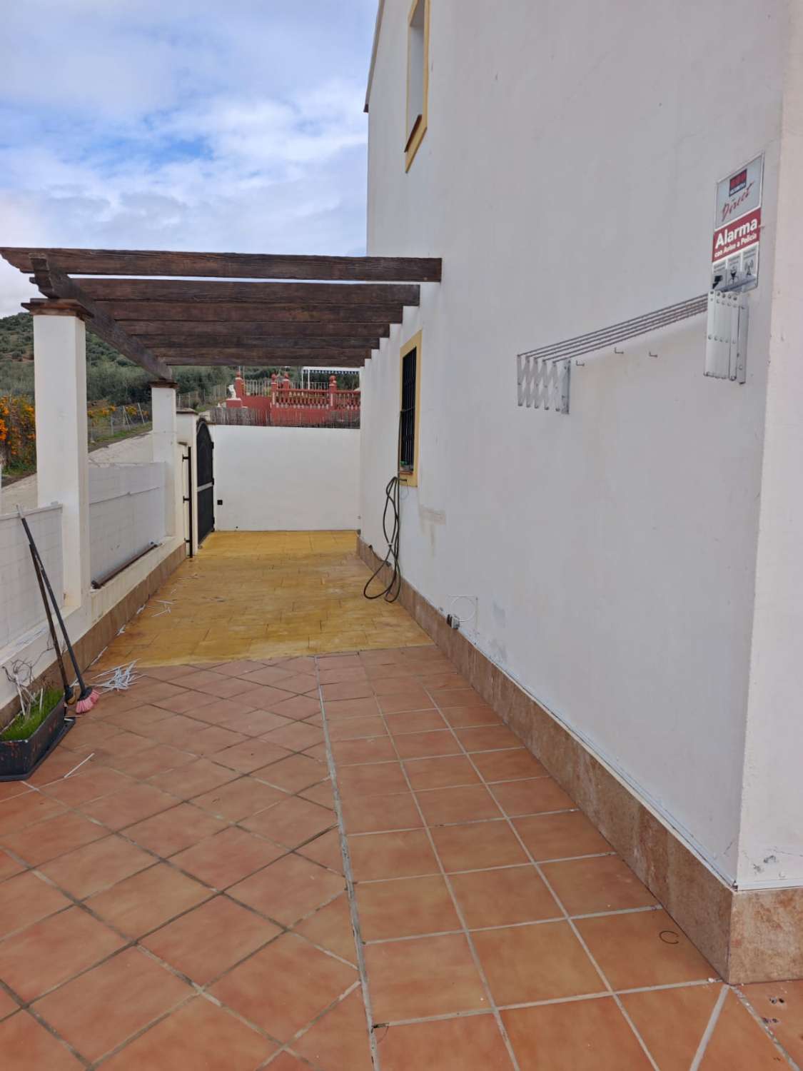 Semi-detached house on the Don Manuel Bridge