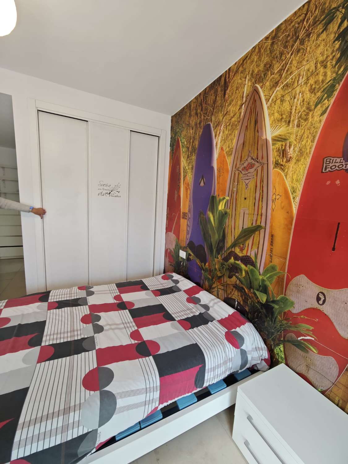 BAR SPECTACULAIRE À EL TOMILLAR