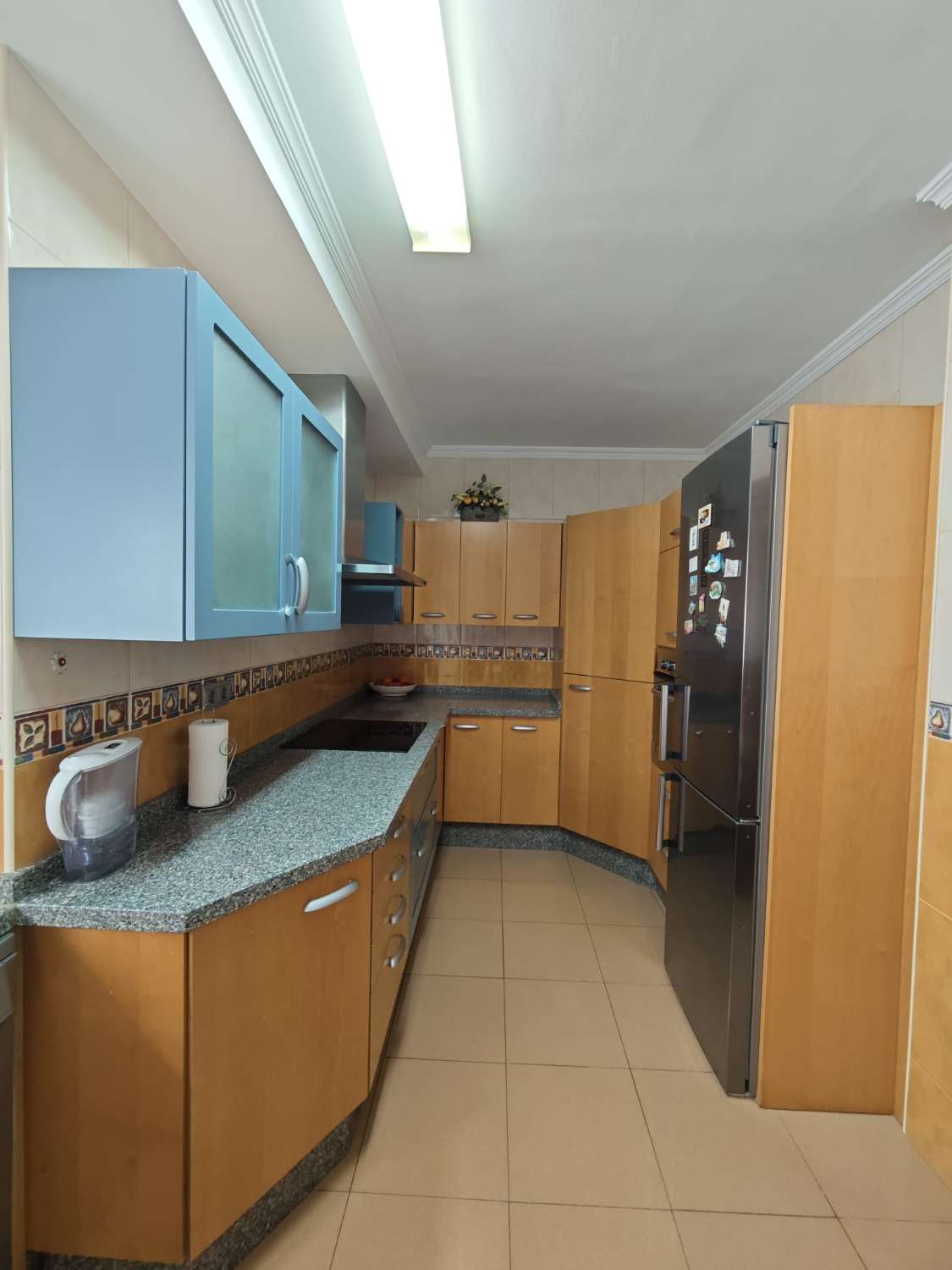 Amplio y luminoso piso en Algarrobo pueblo