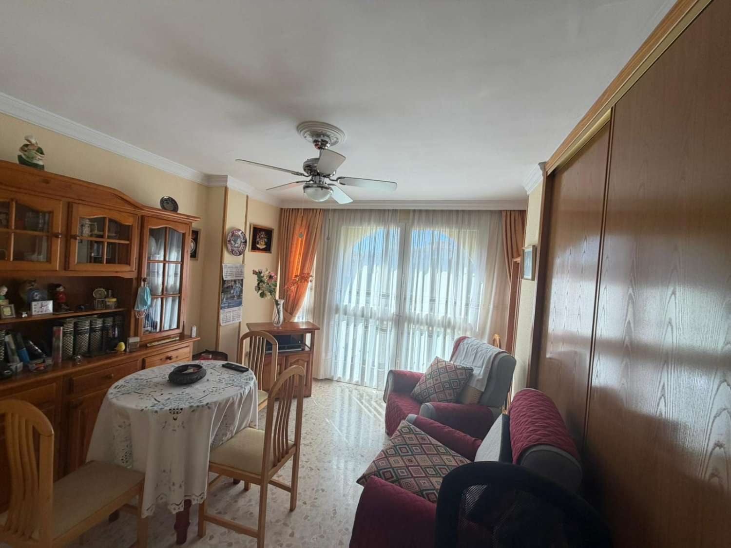 维尼亚马拉加下层的大公寓