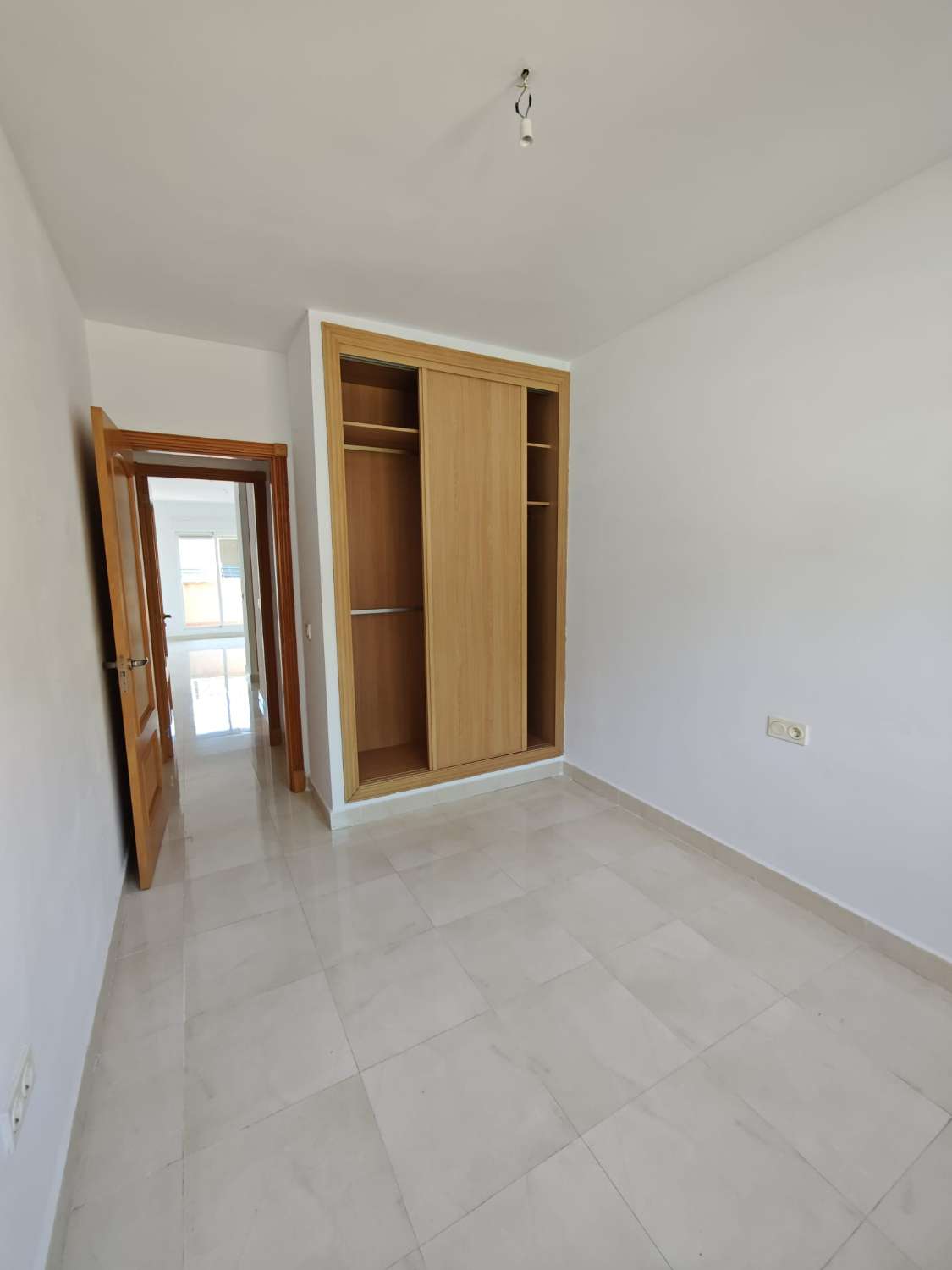 Estupendo piso  con terraza en Baviera Golf