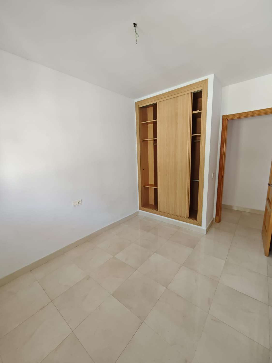 Estupendo piso  con terraza en Baviera Golf