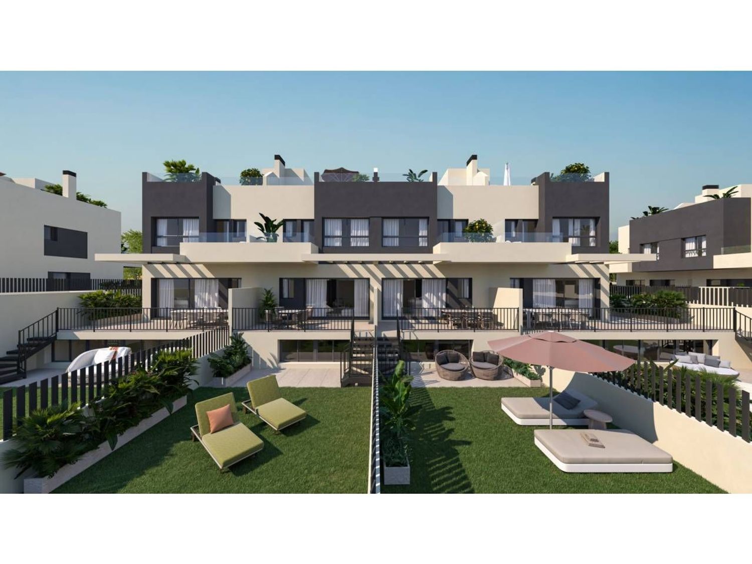 فيلا شبه منفصلة قيد الإنشاء في توري ديل مار، فيينا مالقة