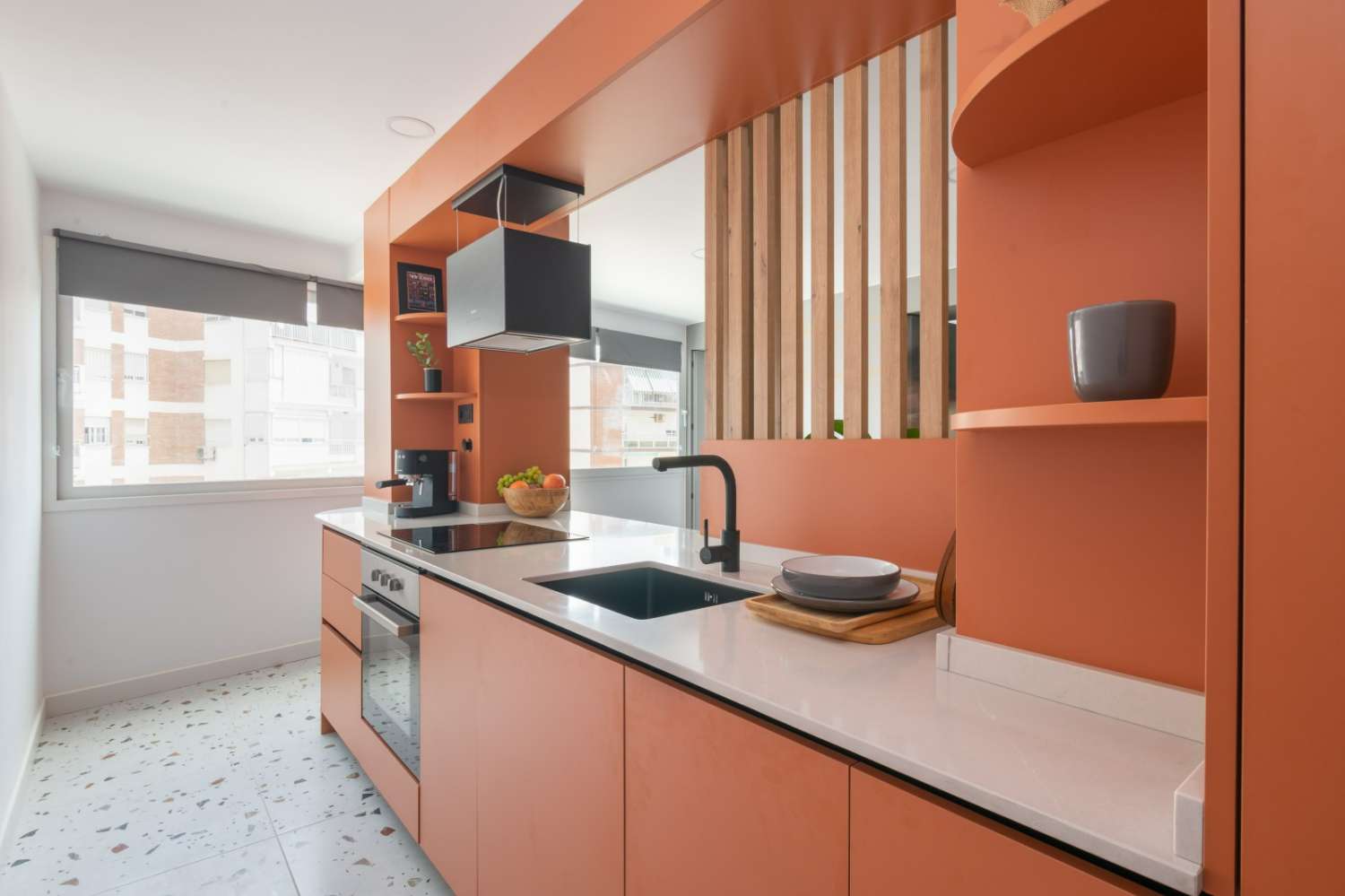 Fantástico piso en venta en el centro de  Torre del Mar, a 50 m de la playa