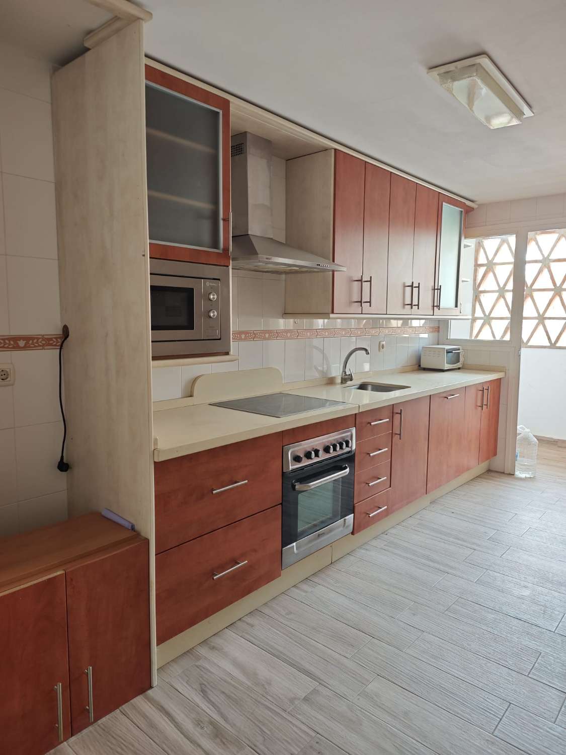 Amplio piso en Baviera Golf con terraza, parking y zonas comunes