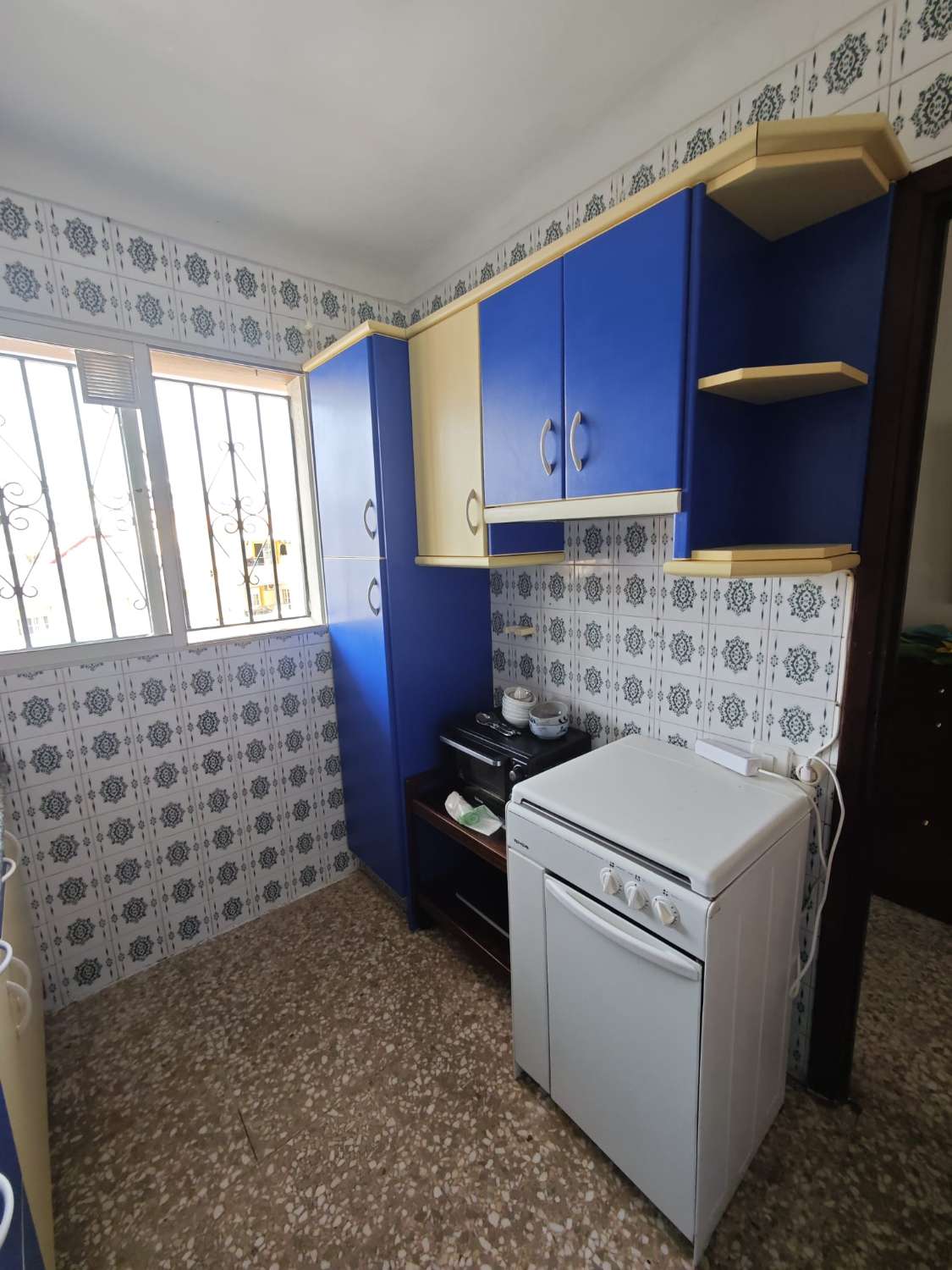 距离海滩250米的托雷德尔马尔公寓