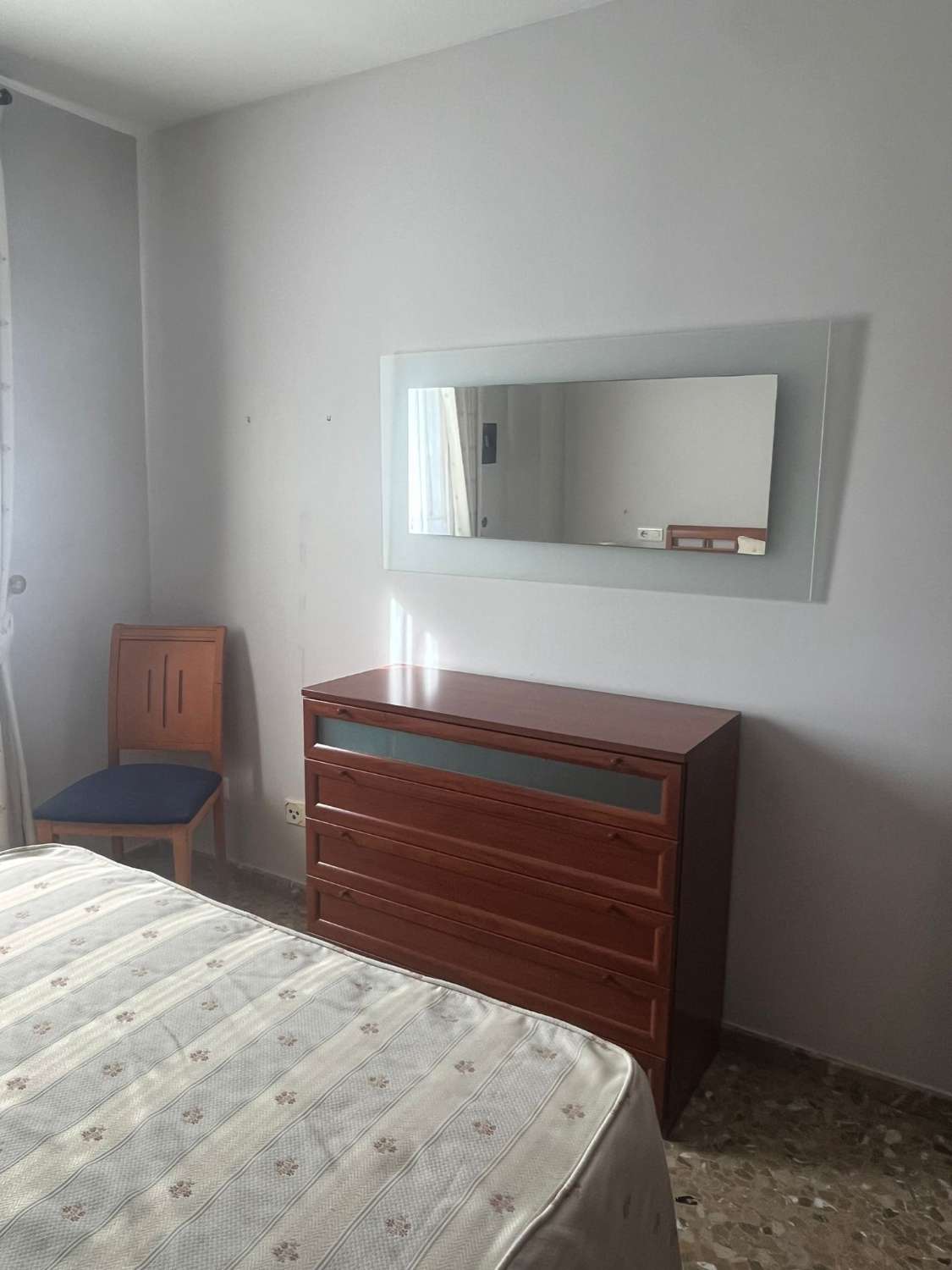 En venta piso en Torre del Mar - Viñamalaga