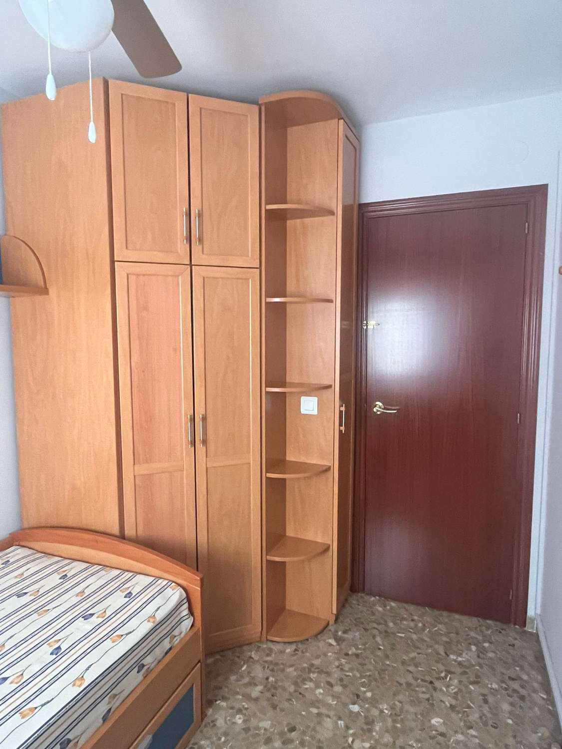 En venta piso en Torre del Mar - Viñamalaga