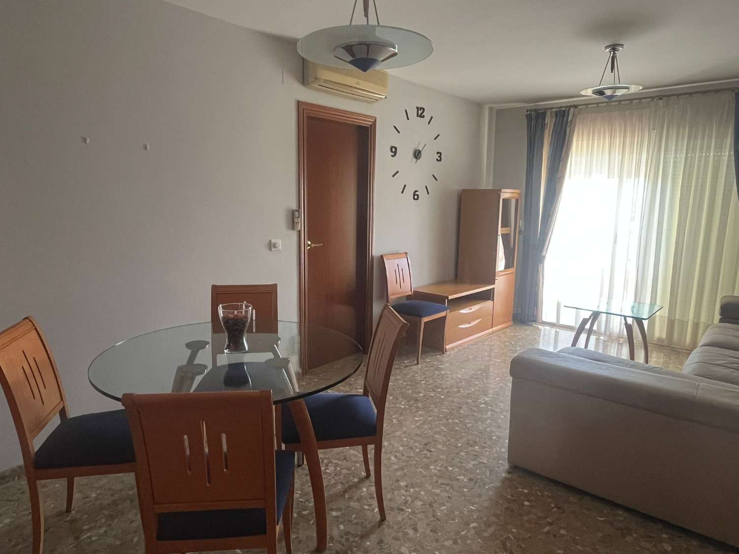 En venta piso en Torre del Mar - Viñamalaga