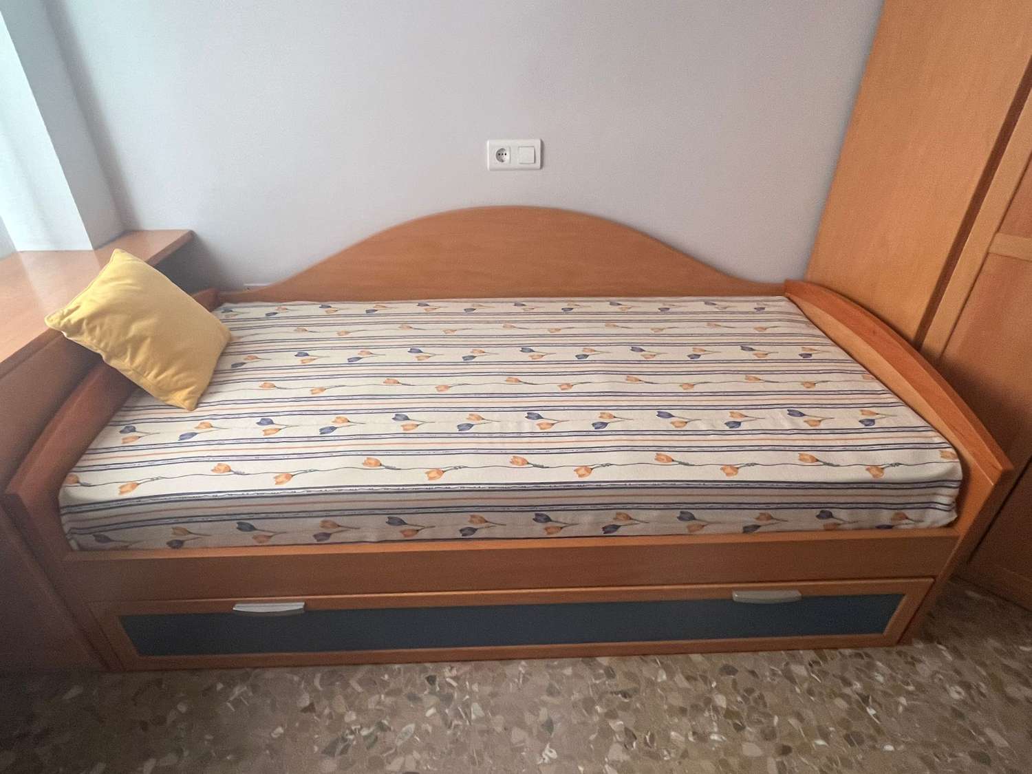 En venta piso en Torre del Mar - Viñamalaga