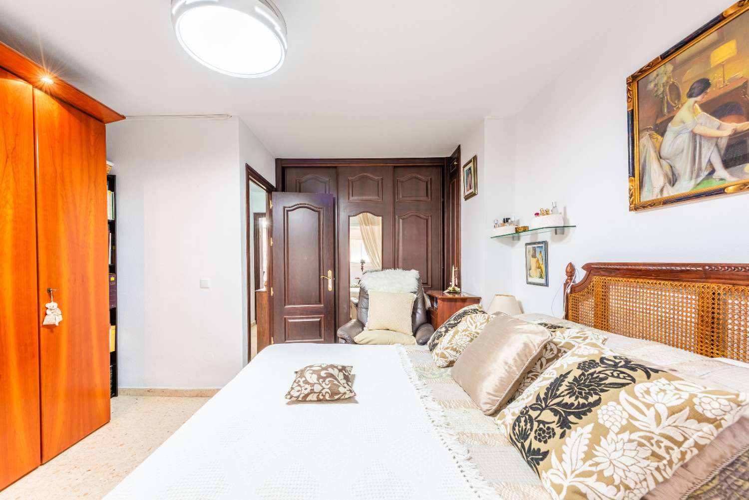Upea rivitalo myynnissä Torre del Marissa