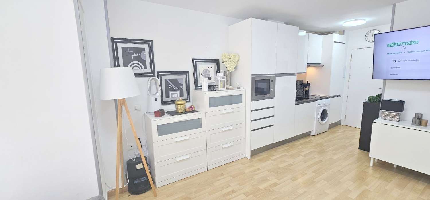 Smukt renoveret atelier i centrum af Torre del Mar