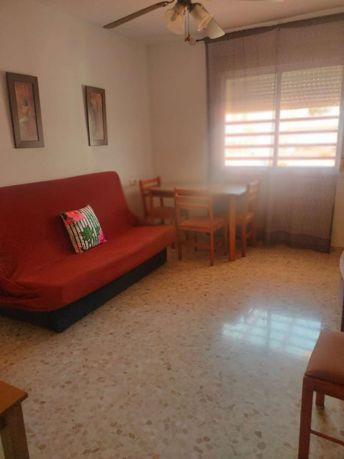 Spectacular sunny apartment of 180m² with terrace, pool and parking