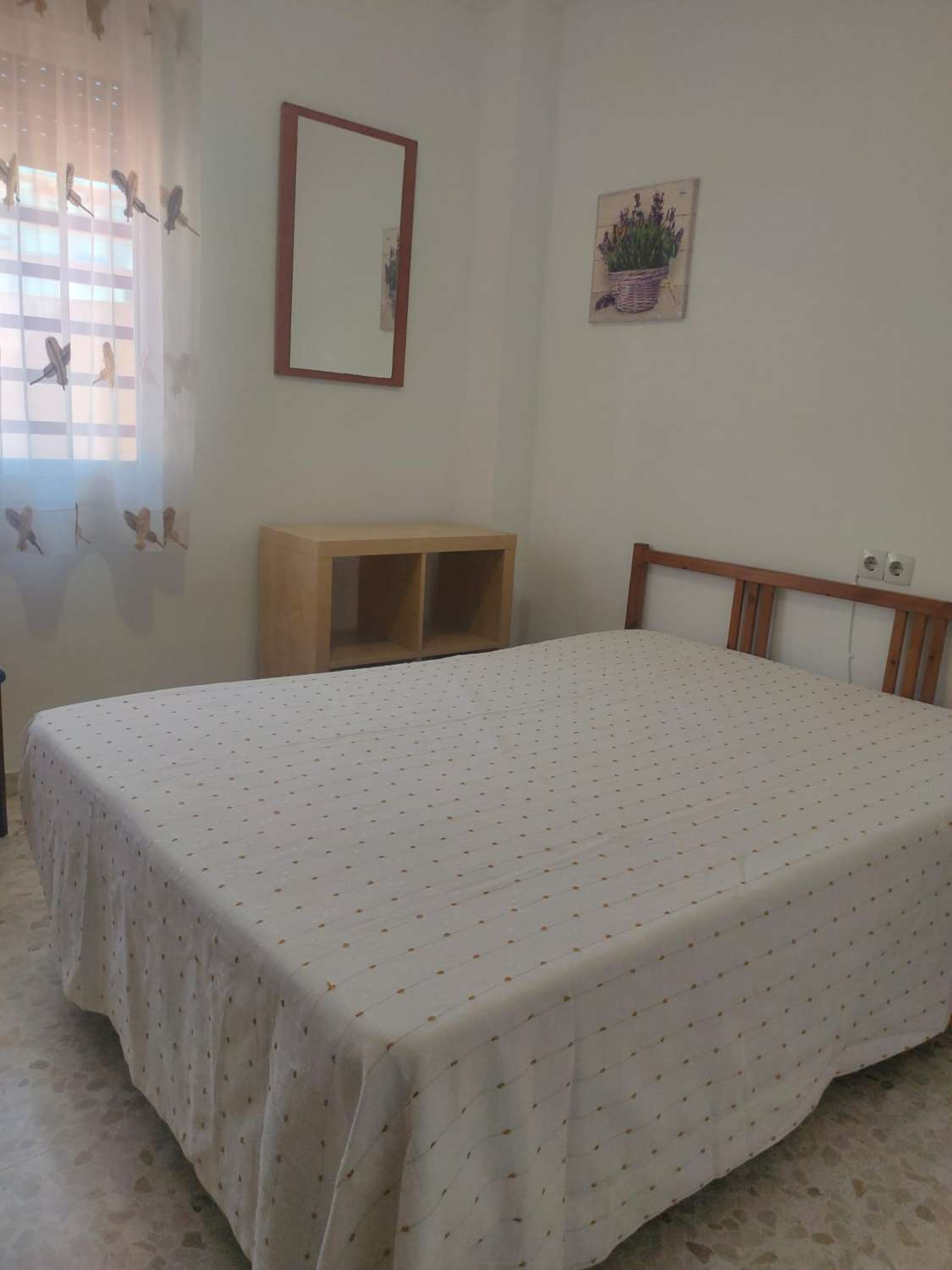 Spectacular sunny apartment of 180m² with terrace, pool and parking