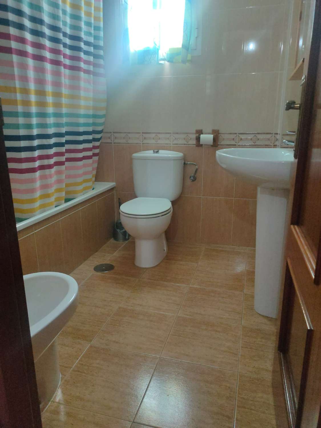 Spectacular sunny apartment of 180m² with terrace, pool and parking