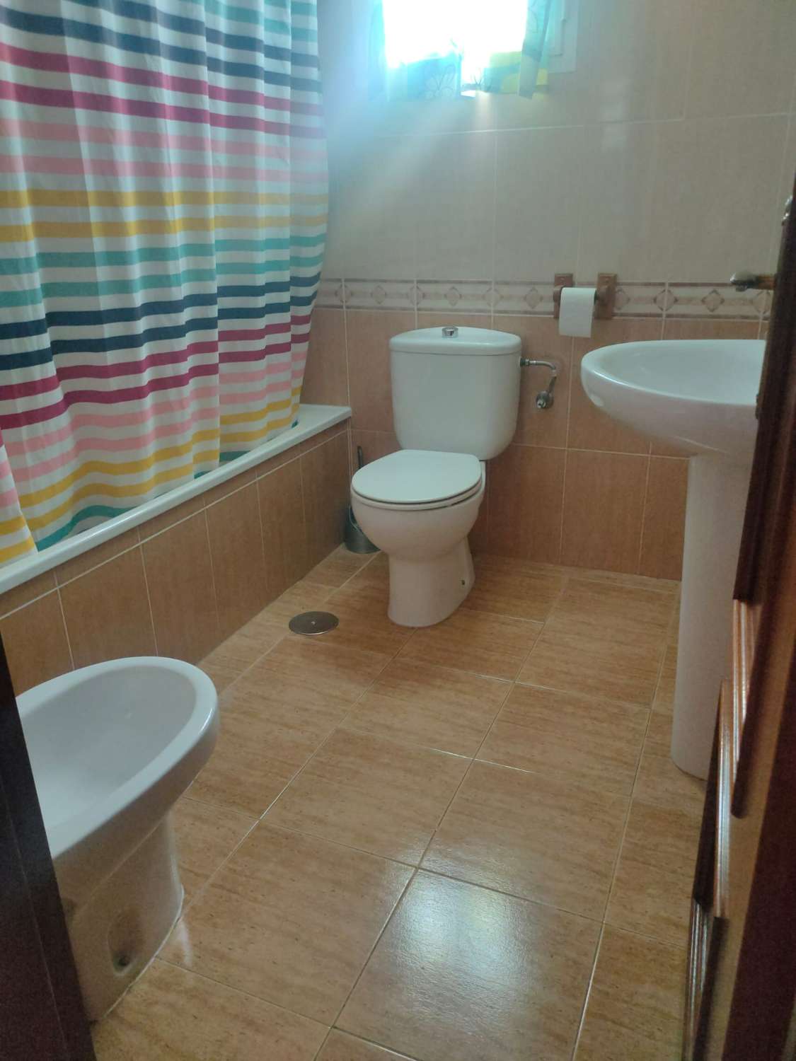 Spectacular sunny apartment of 180m² with terrace, pool and parking