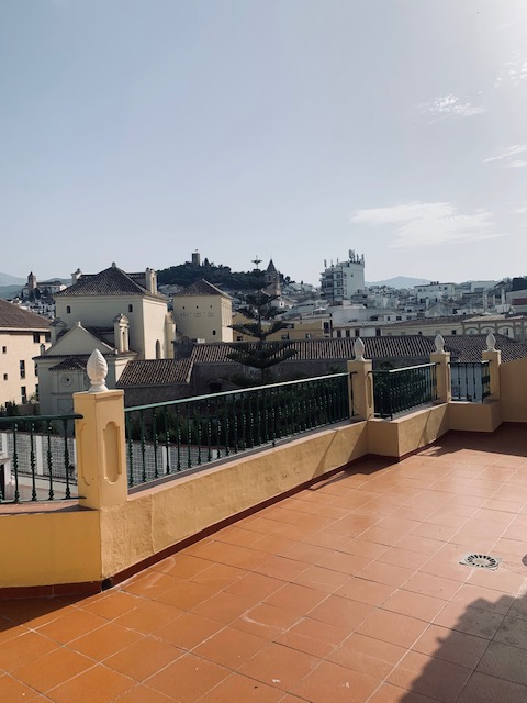 PRECIOSO ÁTICO EN ALQUILER  EN EL CENTRO DE VELEZ MÁLAGA