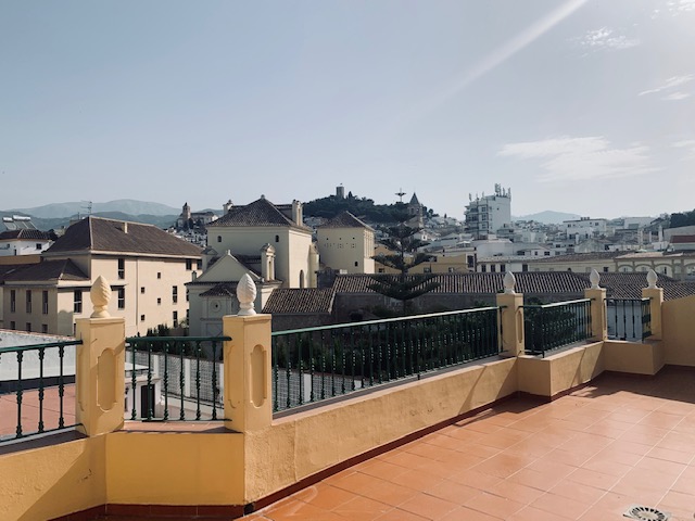 PRECIOSO ÁTICO EN ALQUILER  EN EL CENTRO DE VELEZ MÁLAGA