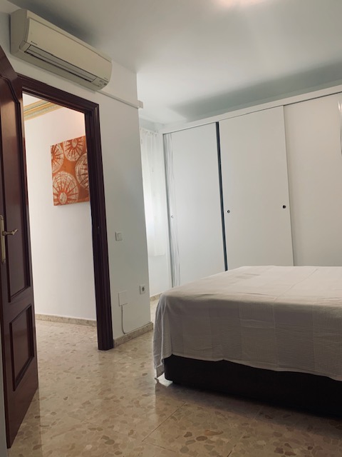 PRECIOSO ÁTICO EN ALQUILER  EN EL CENTRO DE VELEZ MÁLAGA