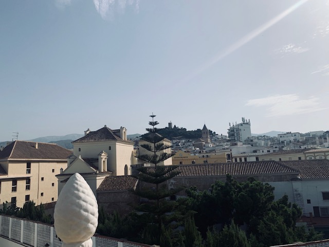 PRECIOSO ÁTICO EN ALQUILER  EN EL CENTRO DE VELEZ MÁLAGA