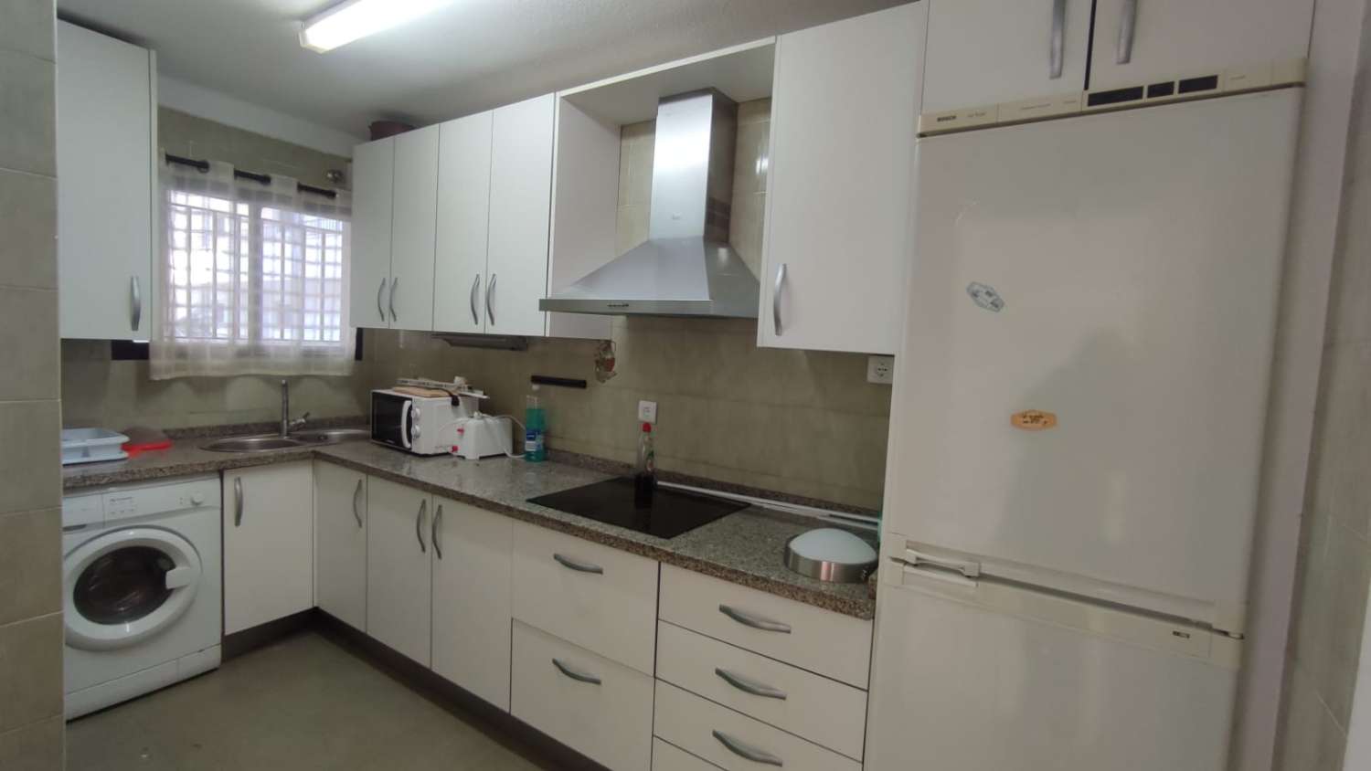 PISO EN VENTA CALETA DE VELEZ